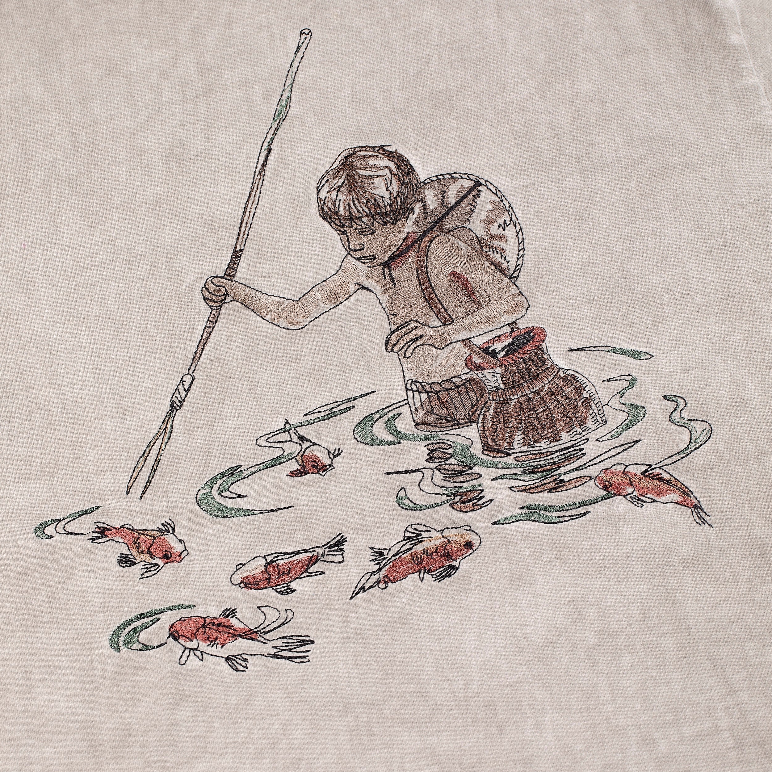 "lotus" T shirt oil washed light grey