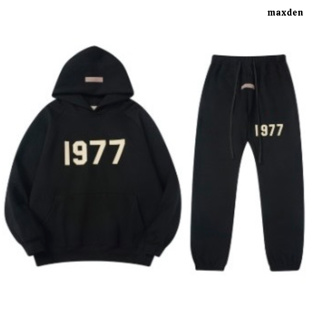 ESSENTIALS 1977 HOODIE + FREE TRACKPANTS