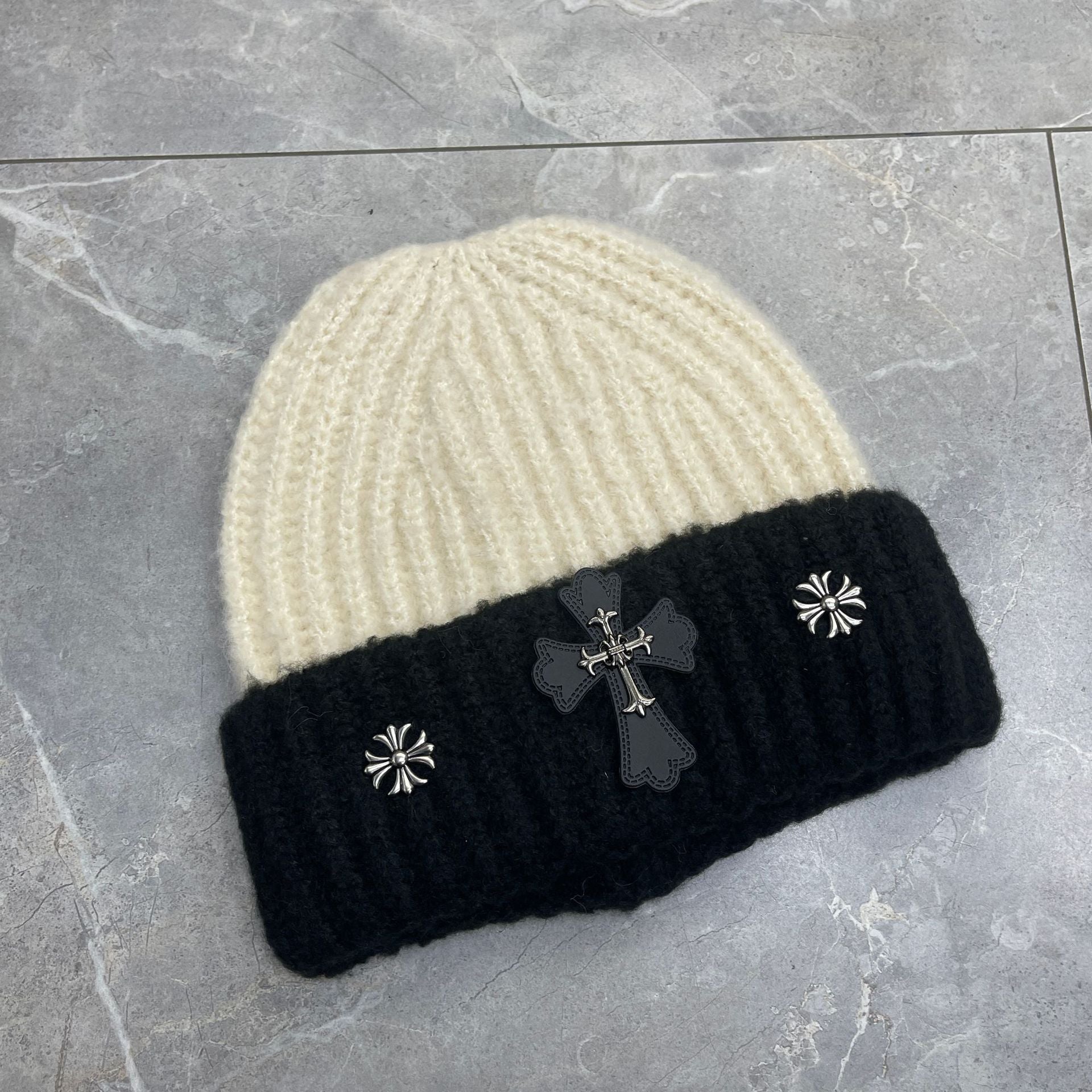 Chrome Heart Beanie Cross Knitted Hat Warm Couple Cold Hat Windproof Ear Protectors